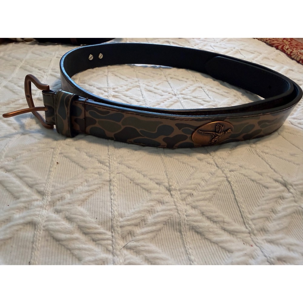 ZEP-PRO Mens Camo Full Grain Leather Belt Duck Hunter Pheasant Medallion 40